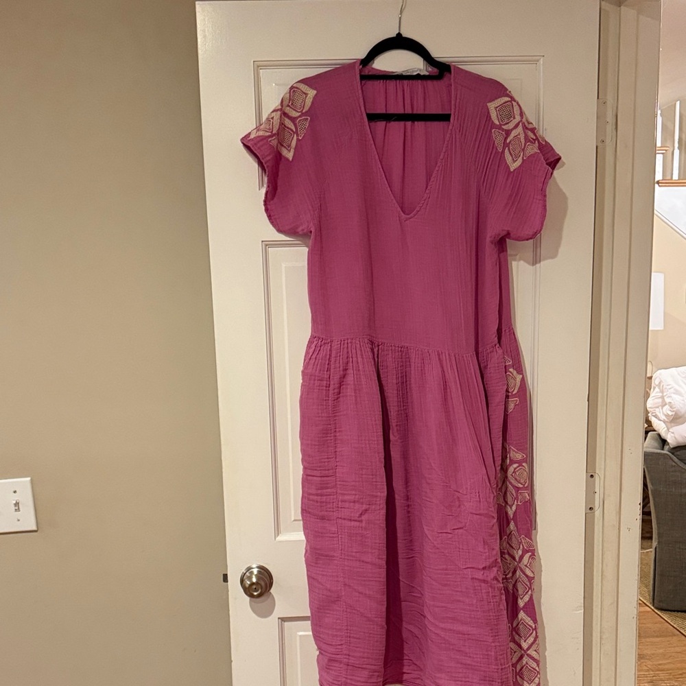 Zara Pink V-Neck Embroidered Dress